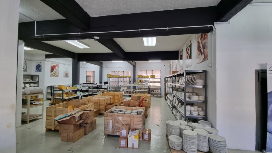To Let Commercial Property for Rent in Salt River Western Cape